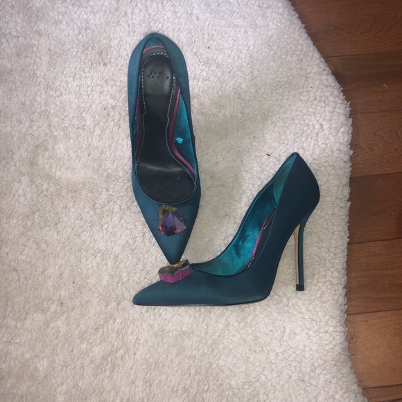Satin Green Swarovski Heels - Zara - Picture 3 of 4